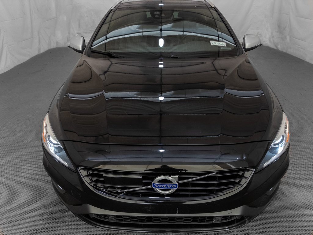 Used 2016 Volvo V60 T6 R-Design Platinum w/ Climate Package video 2