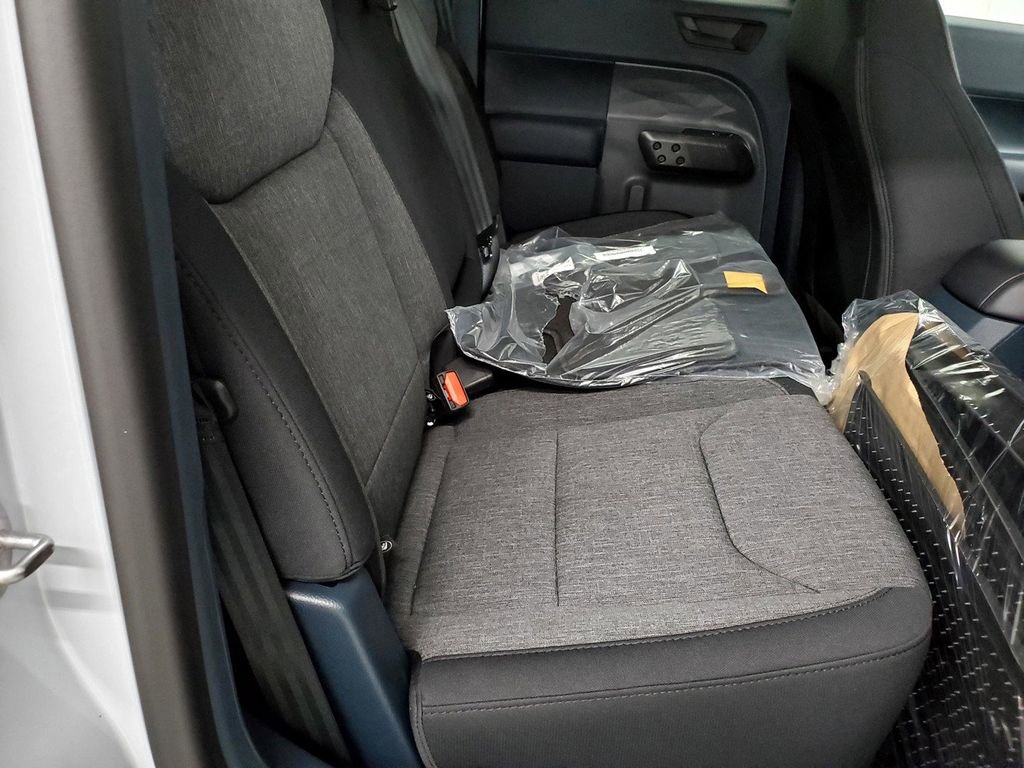 New 2025 Ford Maverick XLT w/ XLT Luxury Package image 22