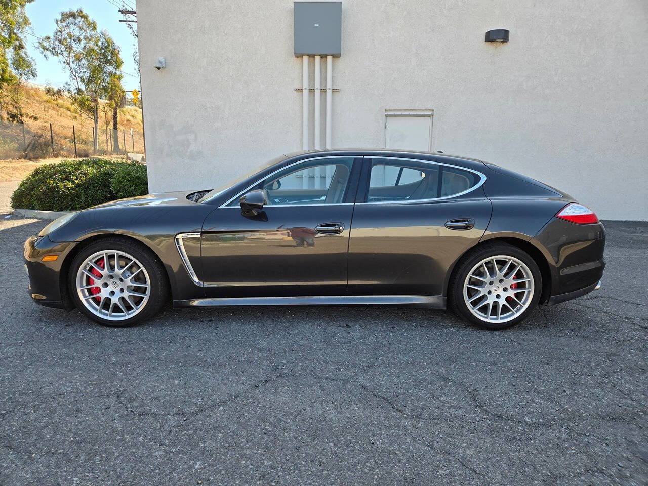 Used 2010 Porsche Panamera Turbo AWD/4WD image 19