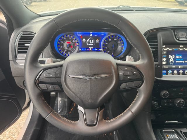 Used 2023 Chrysler 300 S RWD image 13