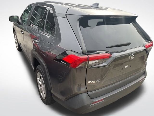 Used 2023 Toyota RAV4 LE image 5