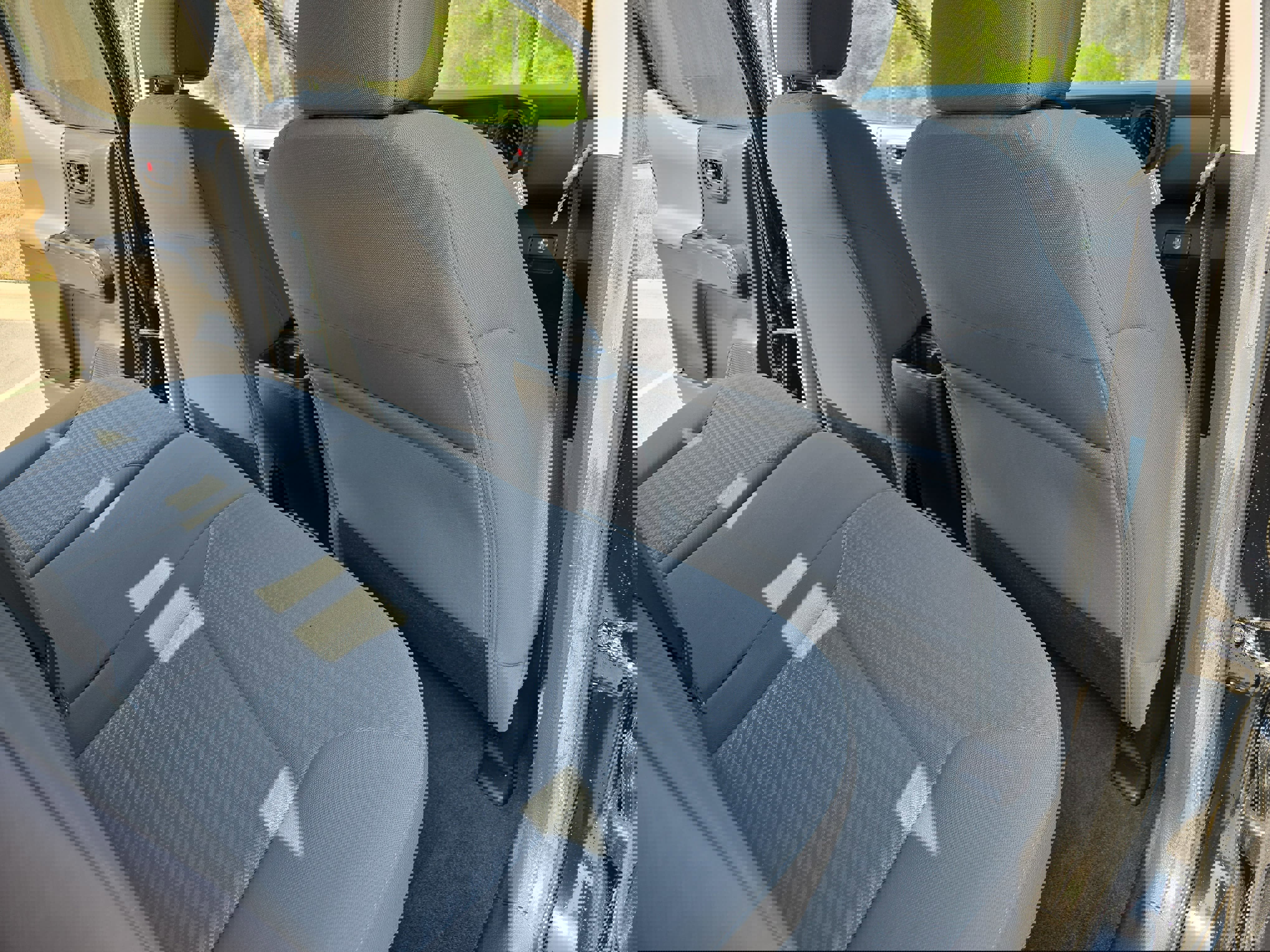 Used 2023 Toyota Tacoma SR image 11