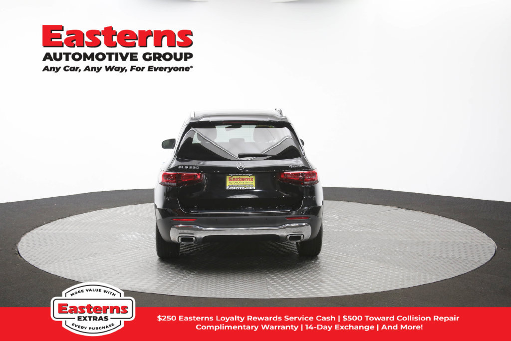 Used 2022 Mercedes-Benz GLB 250 4MATIC image 38