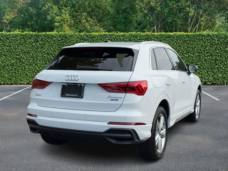 Used 2024 Audi Q3 2.0T Premium Plus w/ Premium Plus Package image 3
