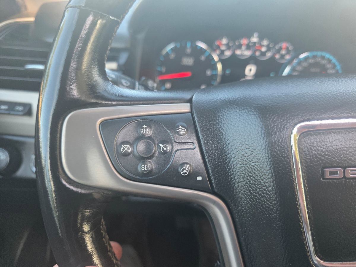 Used 2018 GMC Yukon XL Denali image 36