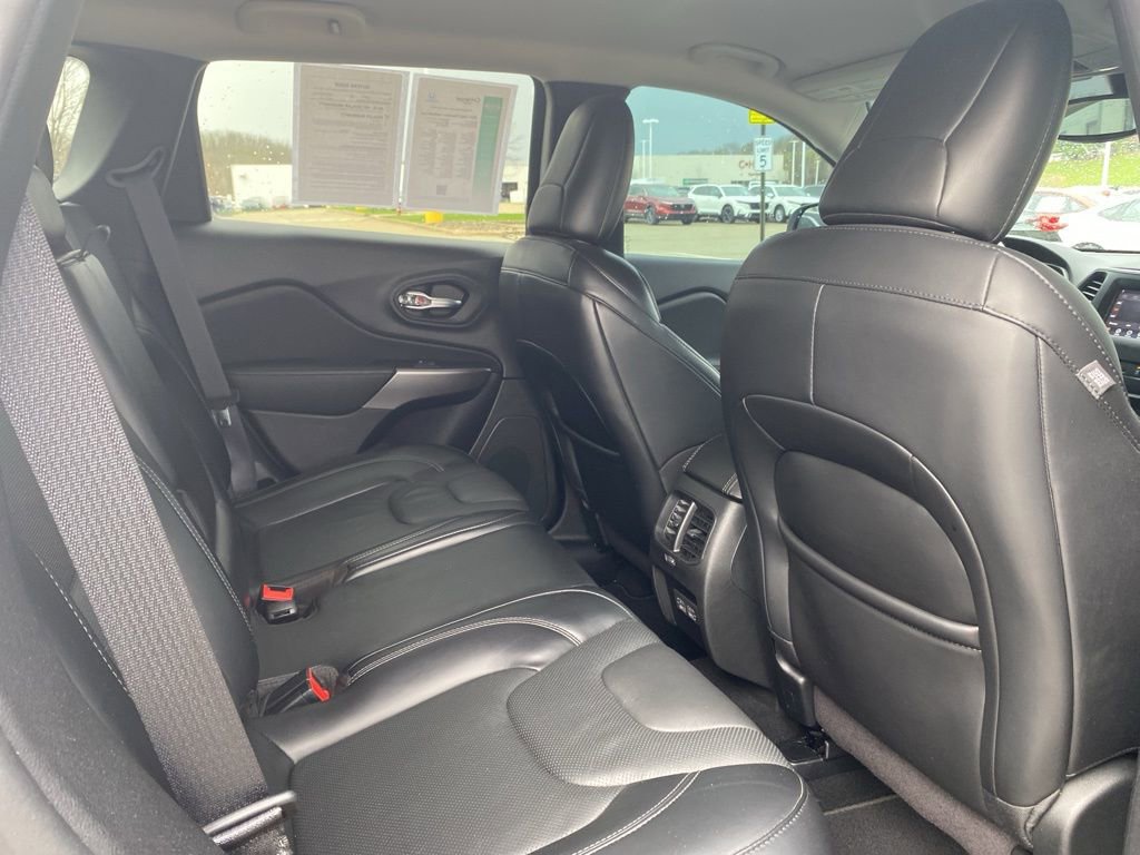 Used 2021 Jeep Cherokee Latitude Lux image 14