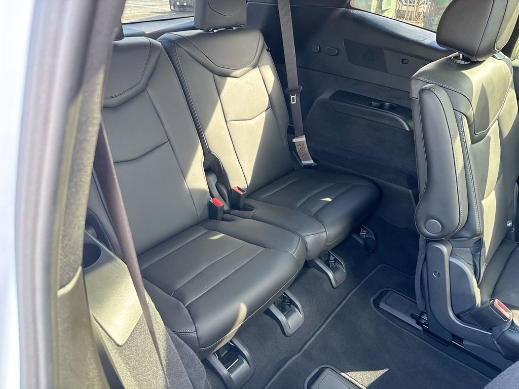 Used 2025 Cadillac XT6 Premium Luxury w/ Technology Package image 30
