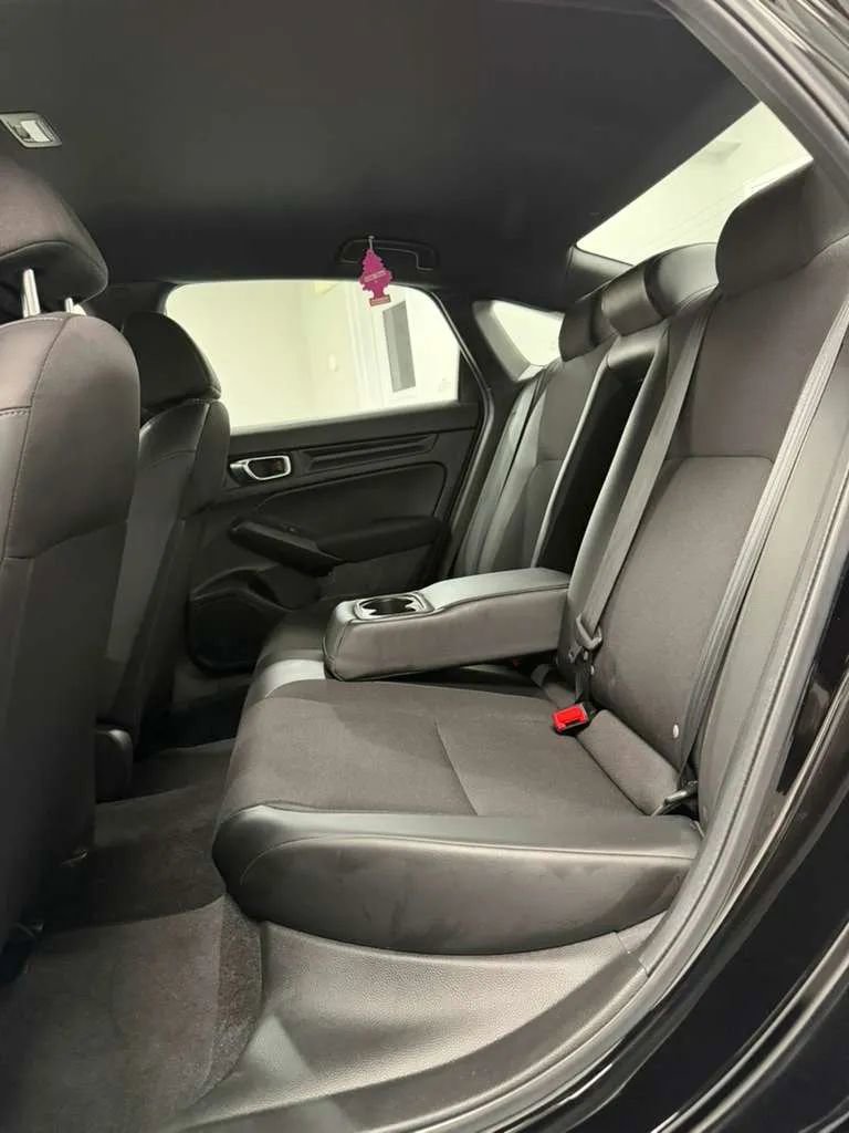 Used 2025 Honda Civic Sport image 8