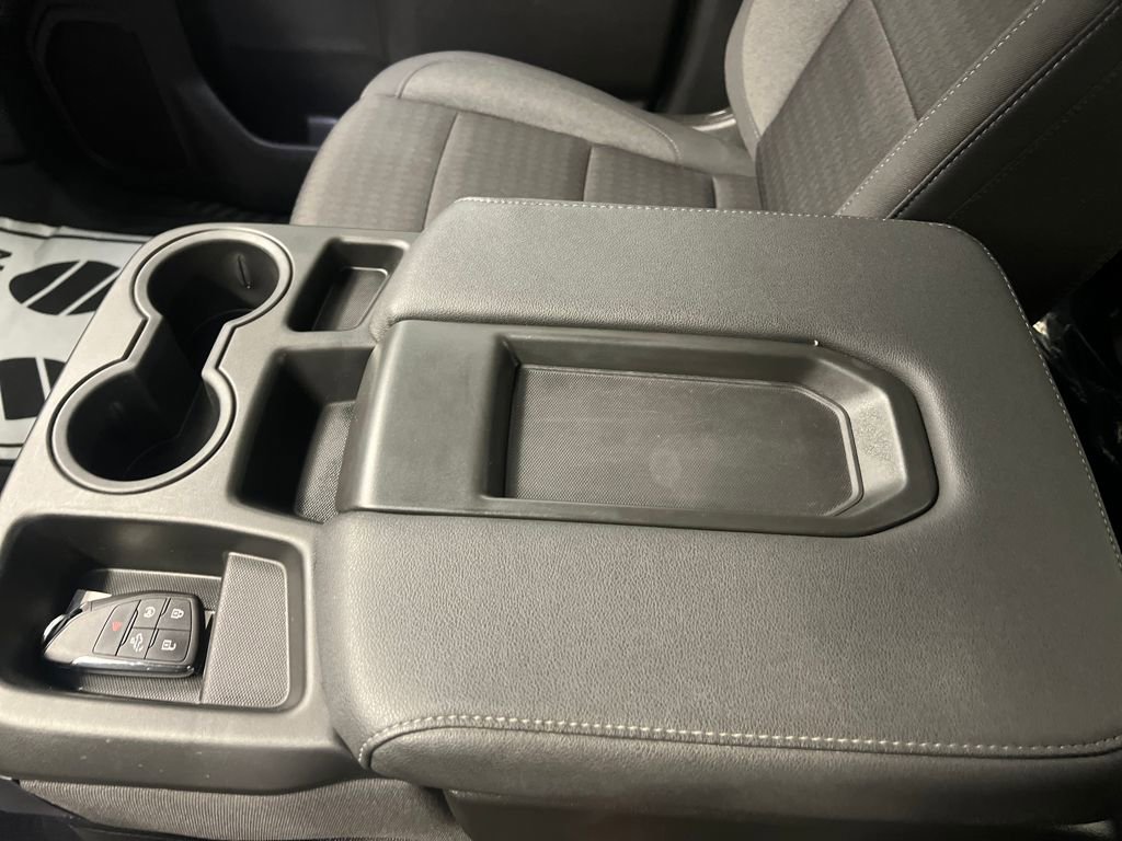 Used 2024 Chevrolet Silverado 2500 Custom w/ Custom Value Package image 33