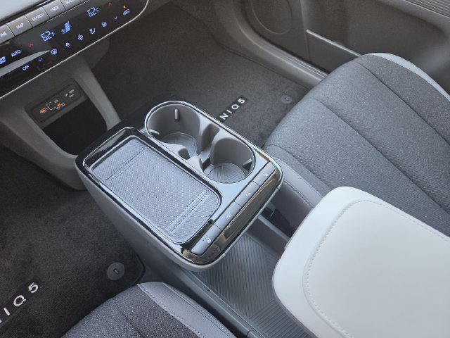 New 2027 Hyundai Ioniq 5 SE RWD image 20
