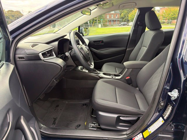 Used 2026 Toyota Corolla LE w/ LE Premium Package FWD image 13