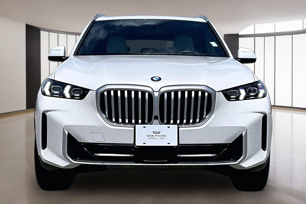 Used 2026 BMW X5 xDrive40i AWD/4WD image 3