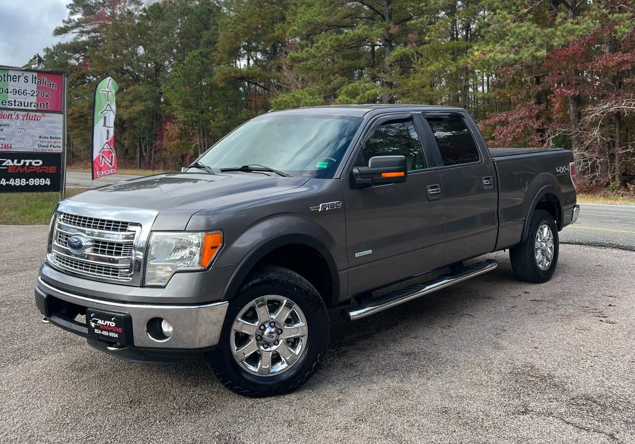 Used 2013 Ford F150 XLT w/ Luxury Equipment Group image 2