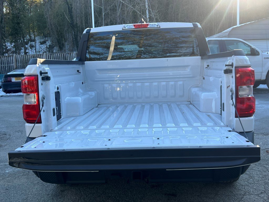 Used 2025 Ford Maverick XL image 14