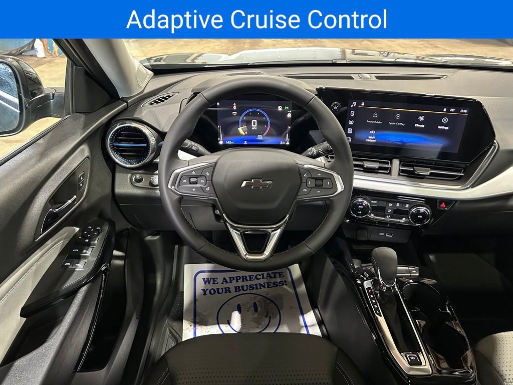 New 2026 Chevrolet Trax LT w/ Sunroof Package FWD image 2