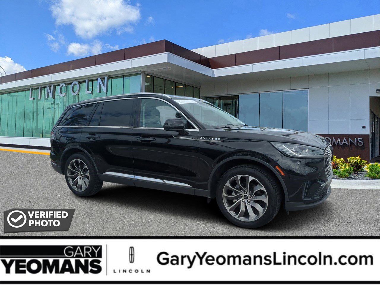 Certified 2025 Lincoln Aviator Reserve w/ Illumination Package image 1