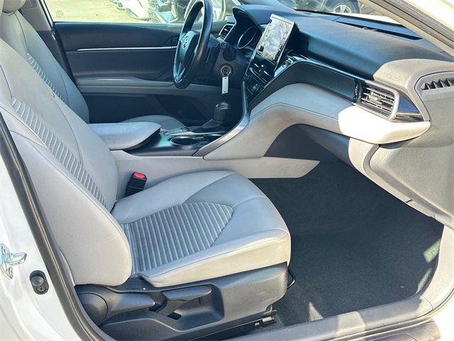 Certified 2023 Toyota Camry SE image 9