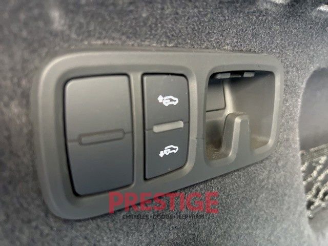 Used 2024 Audi RS Q8 image 24