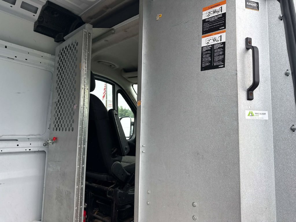 Used 2023 RAM ProMaster 2500 w/ Convenience Group FWD image 9