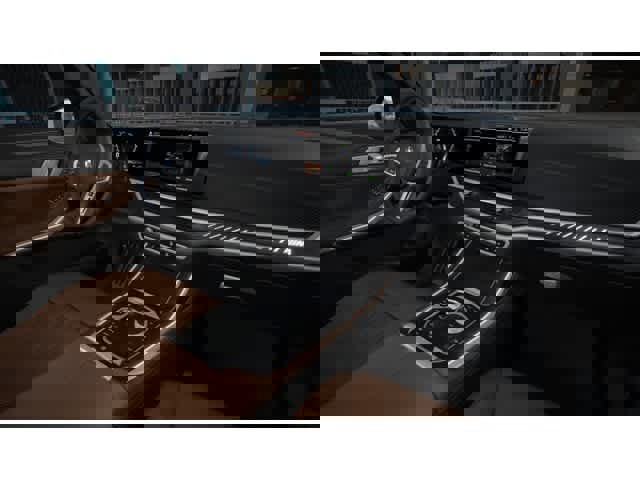 New 2026 BMW X7 M60i image 14