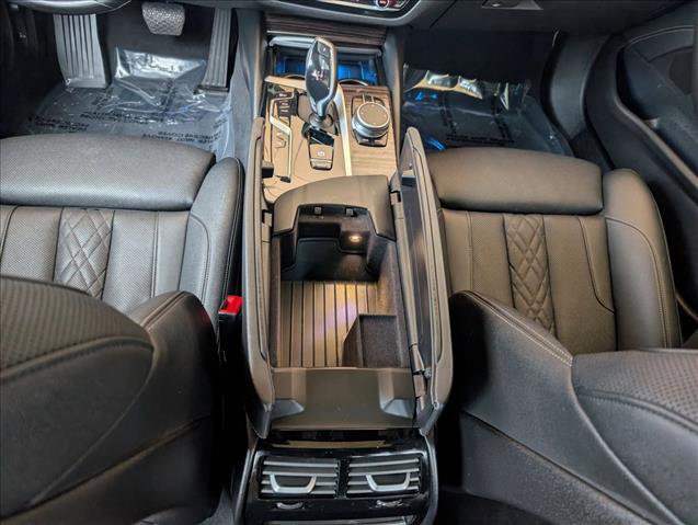 Certified 2023 BMW 530e xDrive w/ Convenience Package image 30