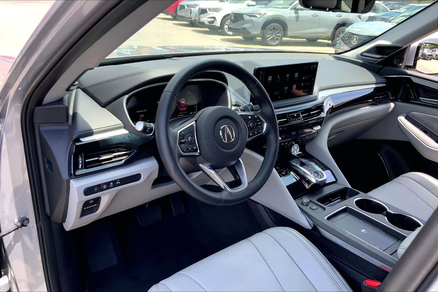 Used 2026 Acura MDX FWD w/ Technology Package image 18