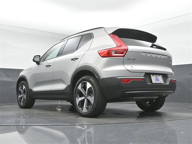 Used 2024 Volvo XC40 B5 Plus w/ Protection Package Premier image 40