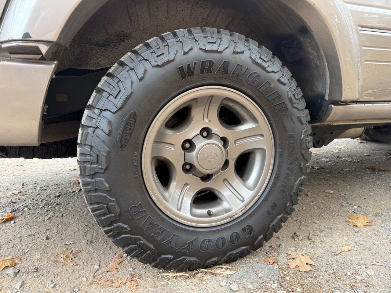 Used 1996 Lexus LX 450 4WD image 92