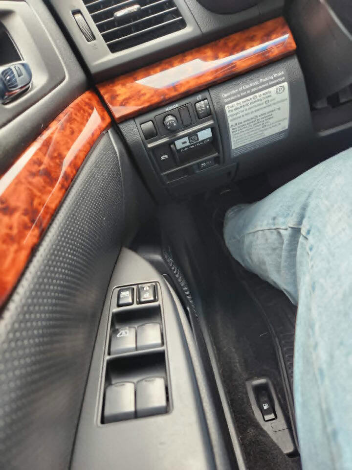 Used 2011 Subaru Outback 2.5i Limited image 20