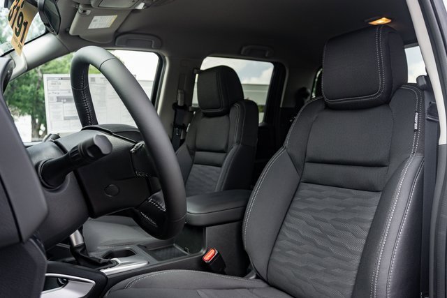 New 2025 Nissan Frontier SV w/ SV Convenience Package image 9