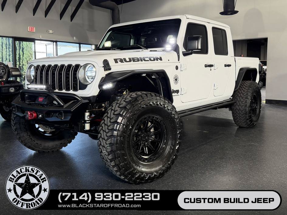 Used 2024 Jeep Gladiator Rubicon AWD/4WD image 32