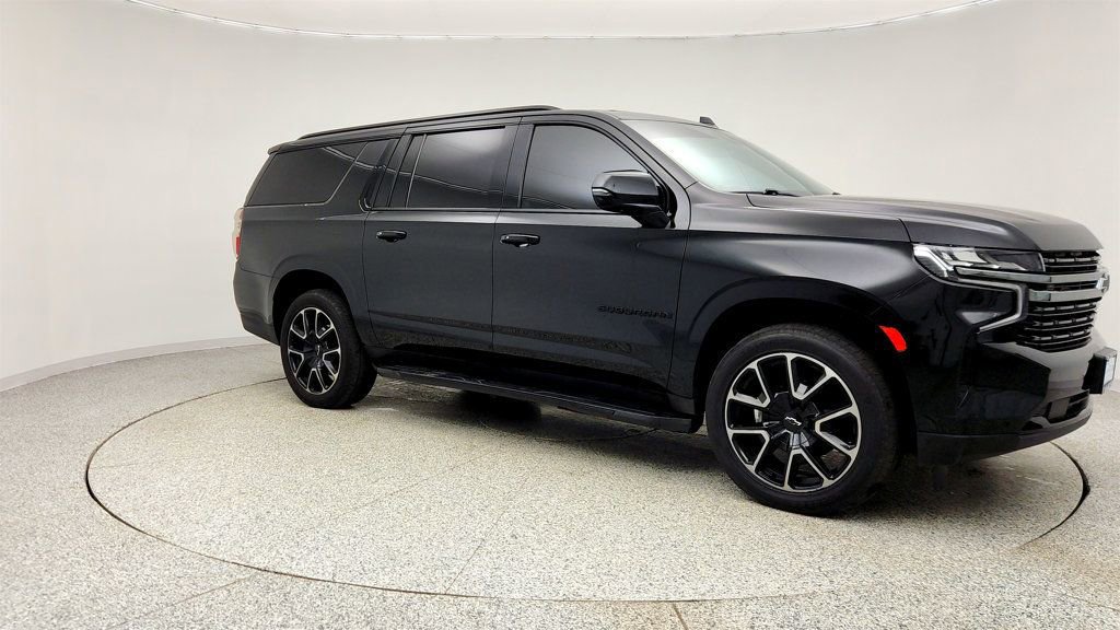 Used 2021 Chevrolet Suburban RST w/ Luxury Package image 3