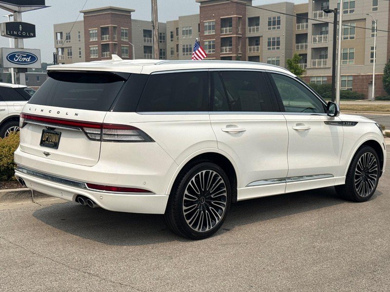 Certified 2020 Lincoln Aviator Black Label AWD/4WD image 3