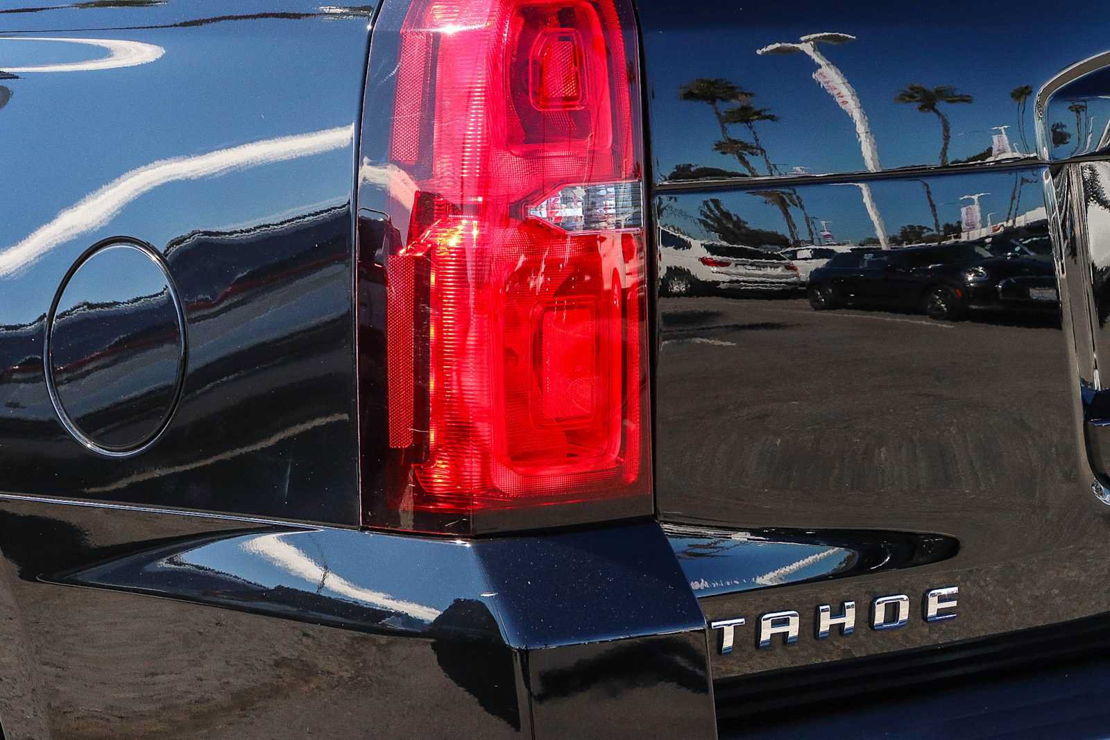 Used 2019 Chevrolet Tahoe LS RWD image 11