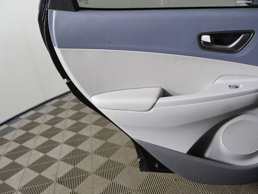 Certified 2021 Hyundai Kona Limited FWD image 21