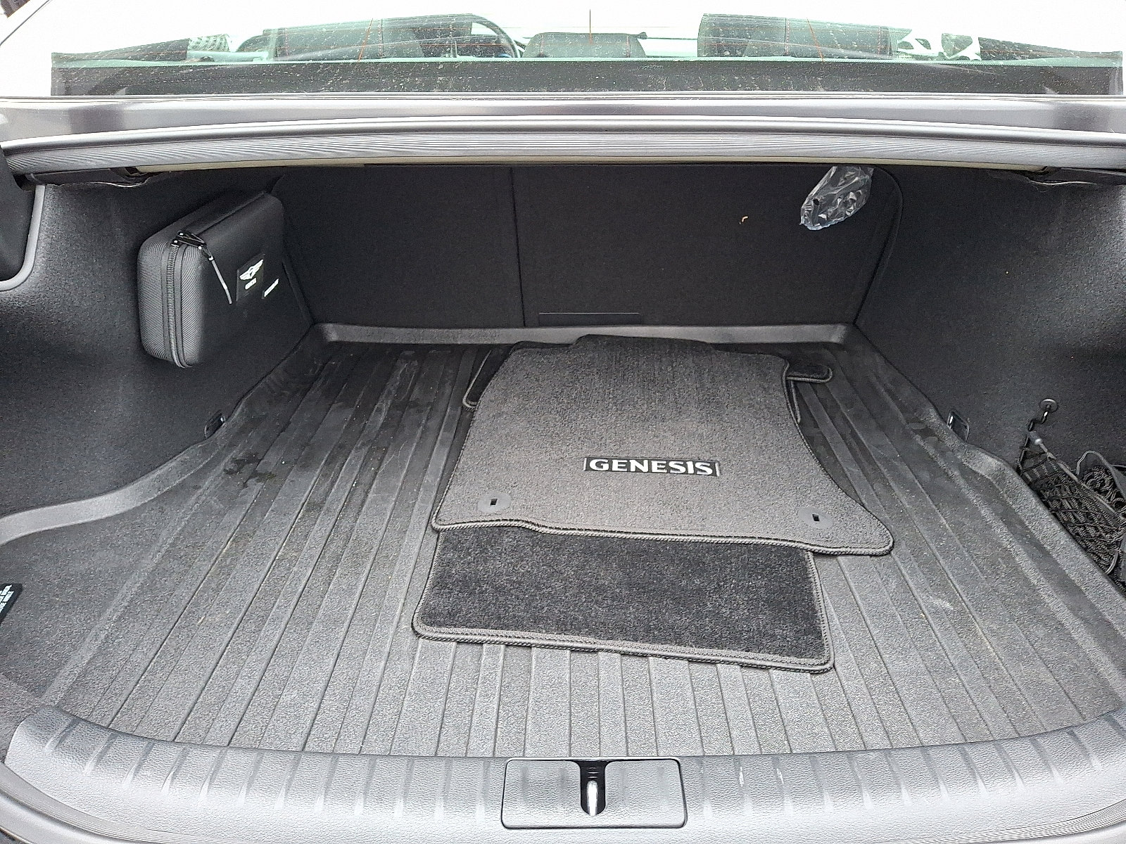 Certified 2023 Genesis G70 2.0T w/ Sport Prestige Package image 30