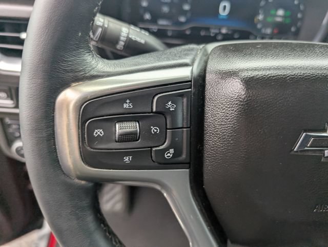 Used 2022 Chevrolet Tahoe Z71 w/ Luxury Package AWD/4WD image 17