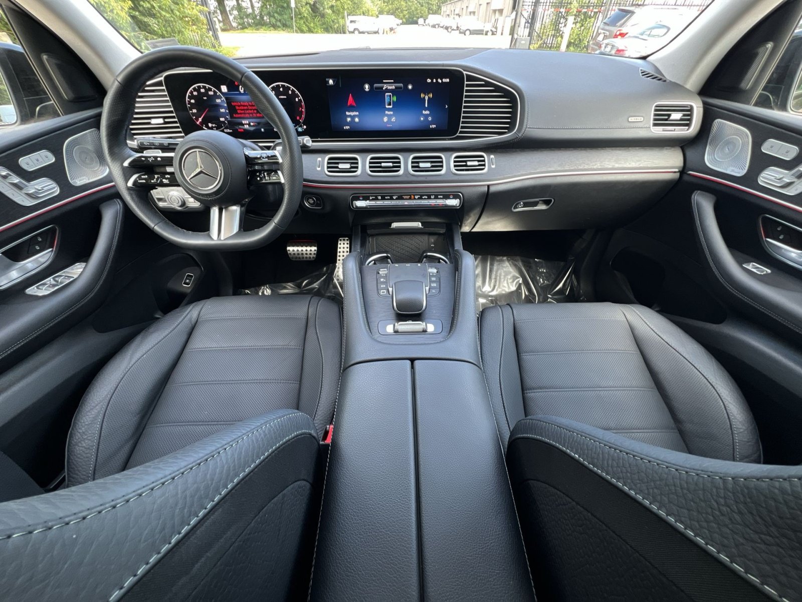 Used 2025 Mercedes-Benz GLS 450 4MATIC image 22