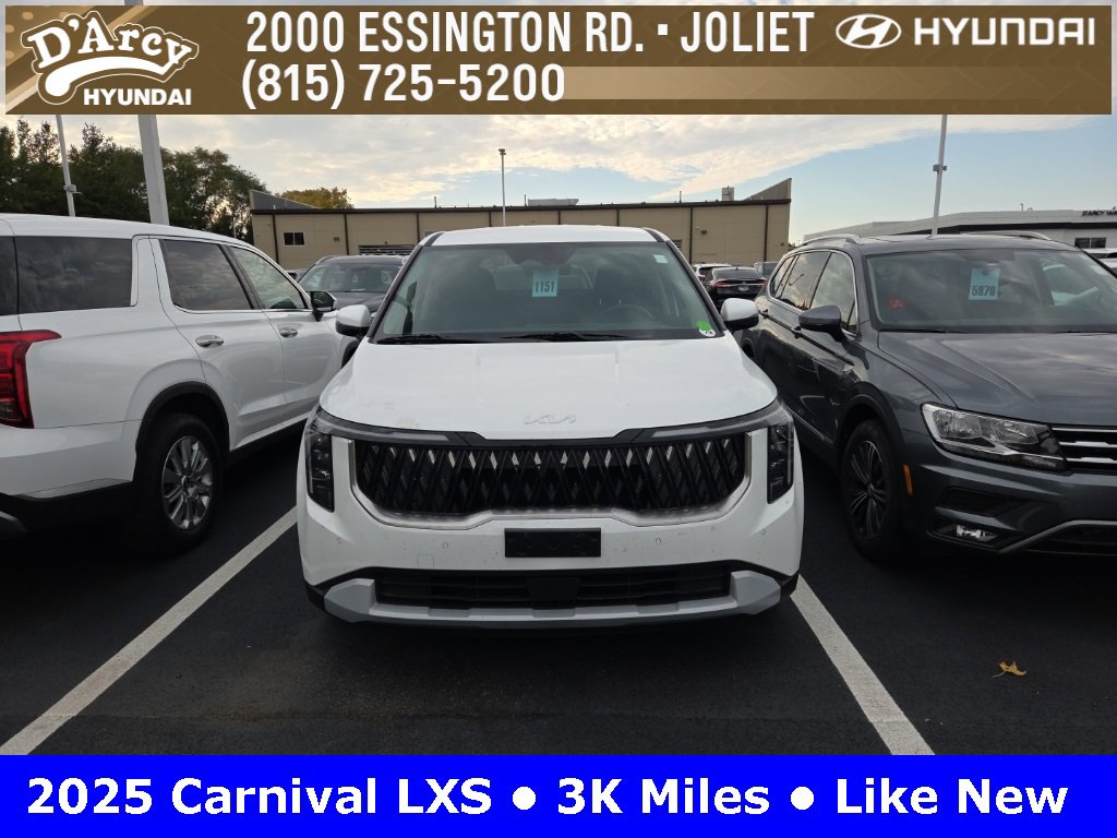 Used 2025 Kia Carnival