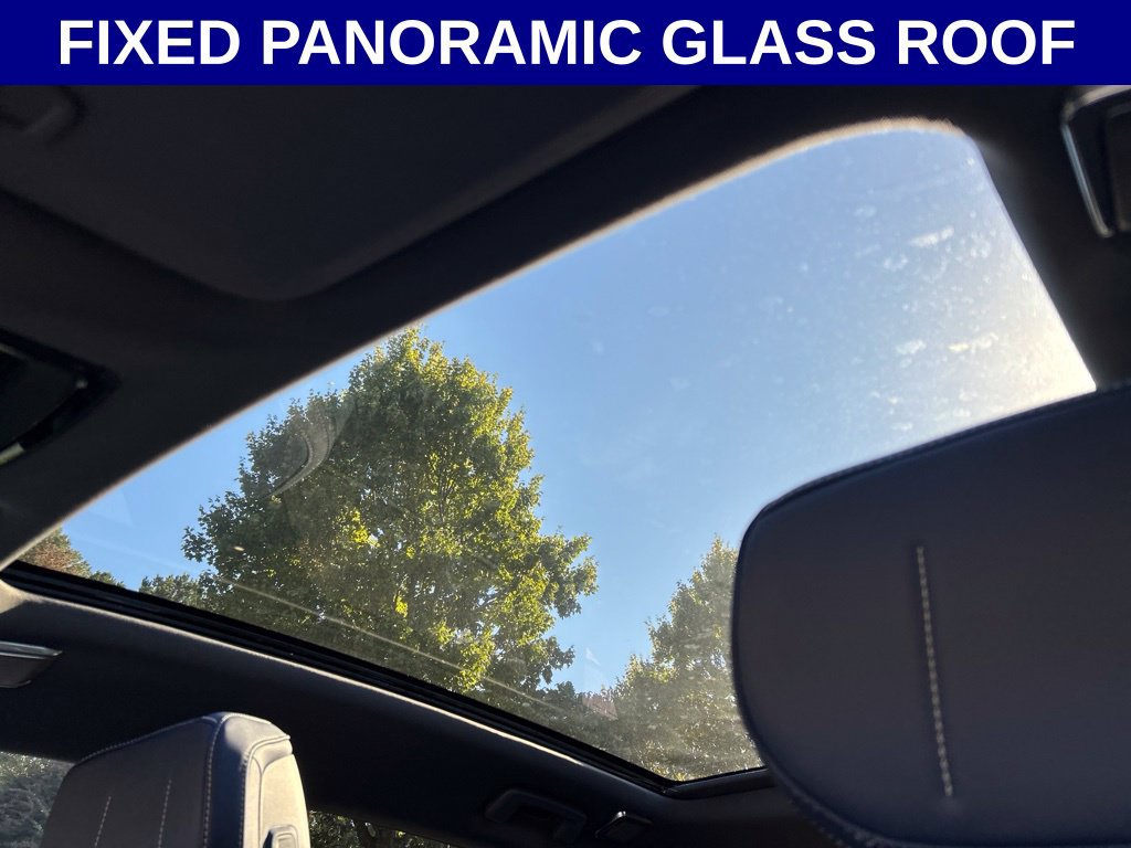 Used 2025 Cadillac Optiq Luxury 2 w/ LPO, Floor Liner Package AWD/4WD image 2
