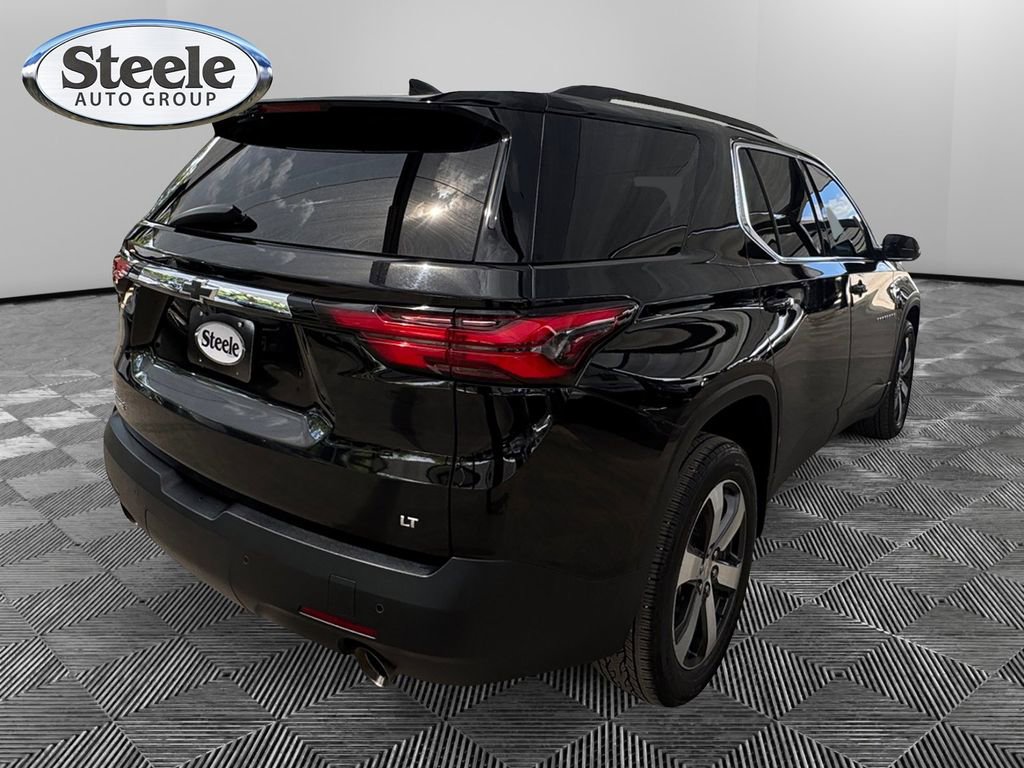 Used 2023 Chevrolet Traverse LT w/ LT Premium Package image 5