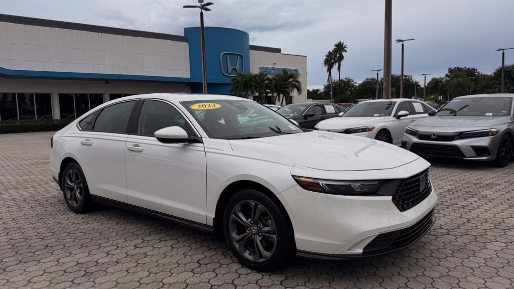Used 2023 Honda Accord EX image 15