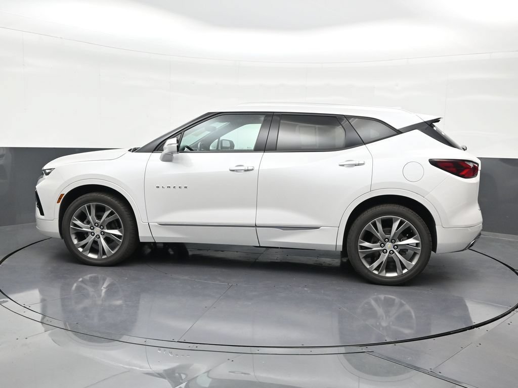 Used 2021 Chevrolet Blazer Premier w/ Driver Confidence II Package FWD image 2