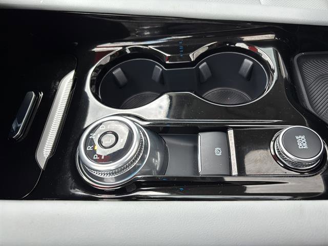 Used 2025 Ford Explorer Platinum w/ LUX Leather Package AWD/4WD image 25