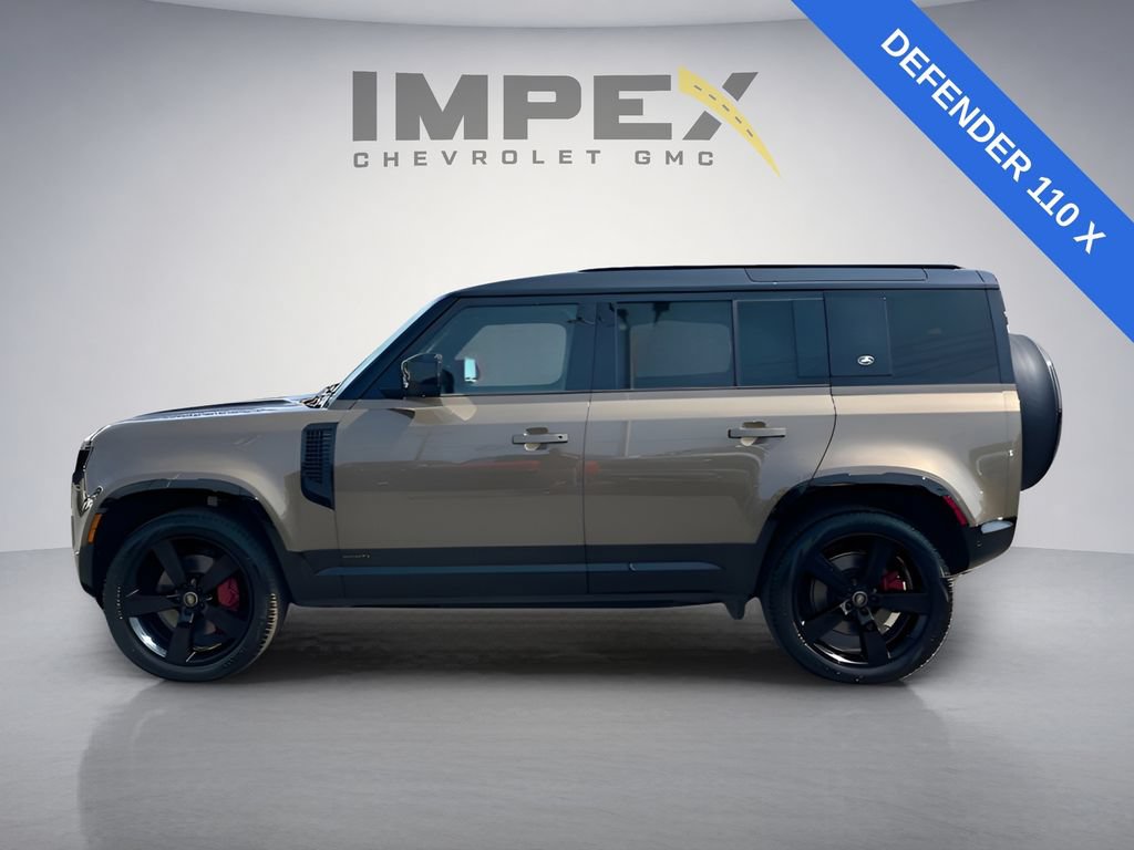 Used 2024 Land Rover Defender 110 X AWD/4WD image 5