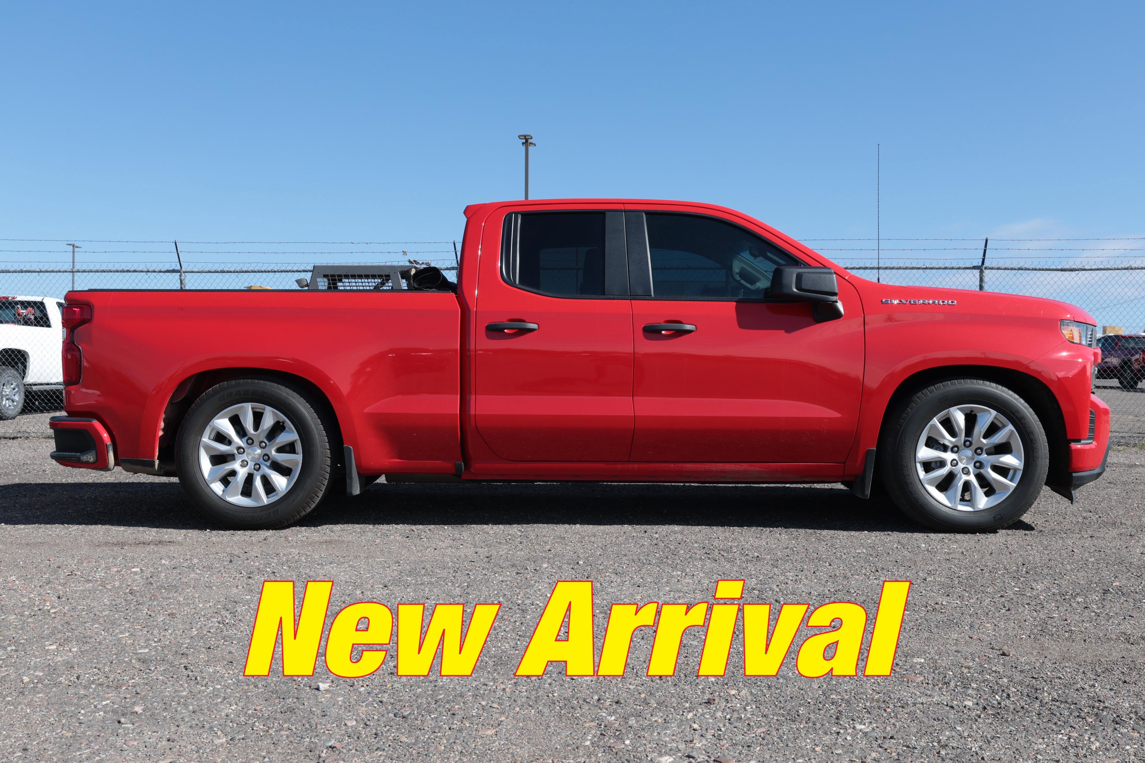 Used 2019 Chevrolet Silverado 1500 Custom w/ Custom Value Package AWD/4WD image 27