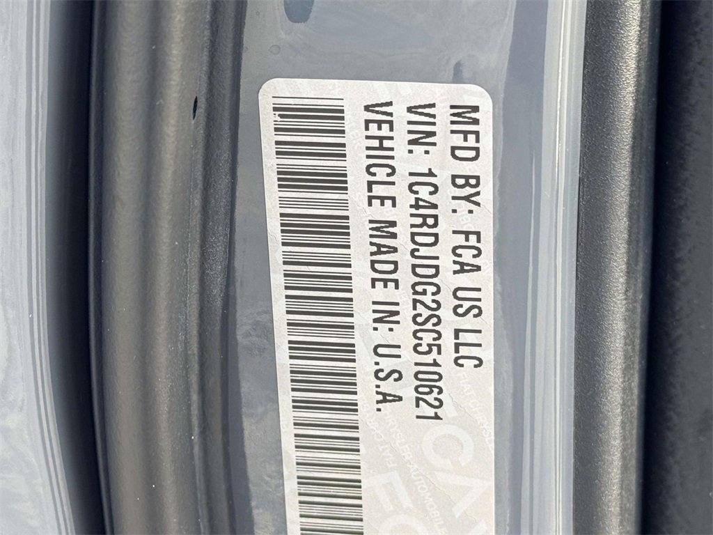 Used 2025 Dodge Durango GT image 30