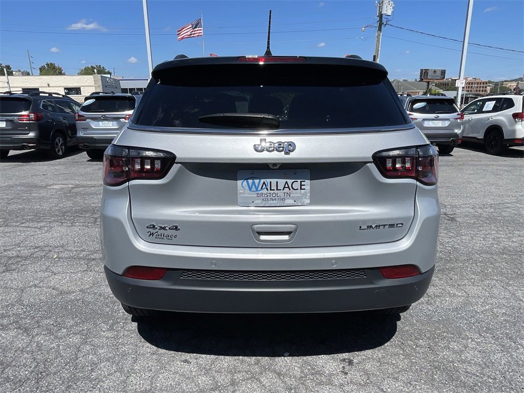 Used 2024 Jeep Compass Limited image 5