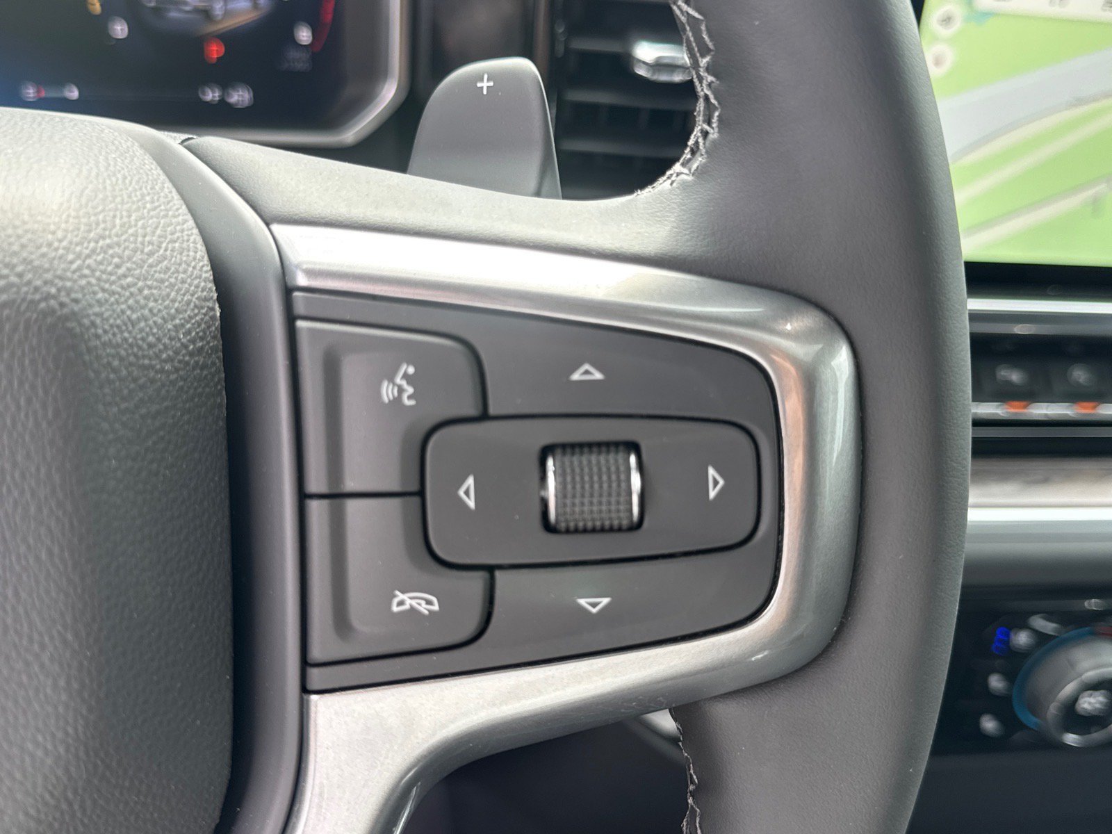 New 2026 Chevrolet Silverado 1500 LTZ w/ LTZ Premium Package AWD/4WD image 19