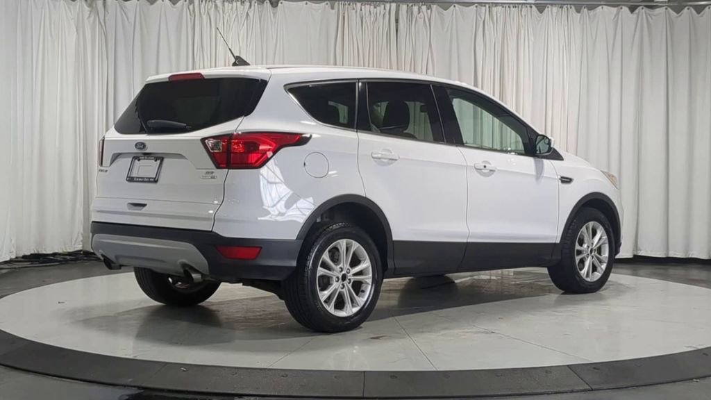 Used 2019 Ford Escape SE AWD/4WD image 10
